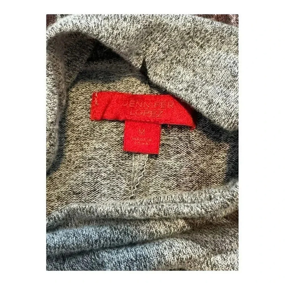 Jennifer Lopez Women’s Medium Gray Floral Mock Neck Twist Front Super Soft Top - Picture 6 of 6